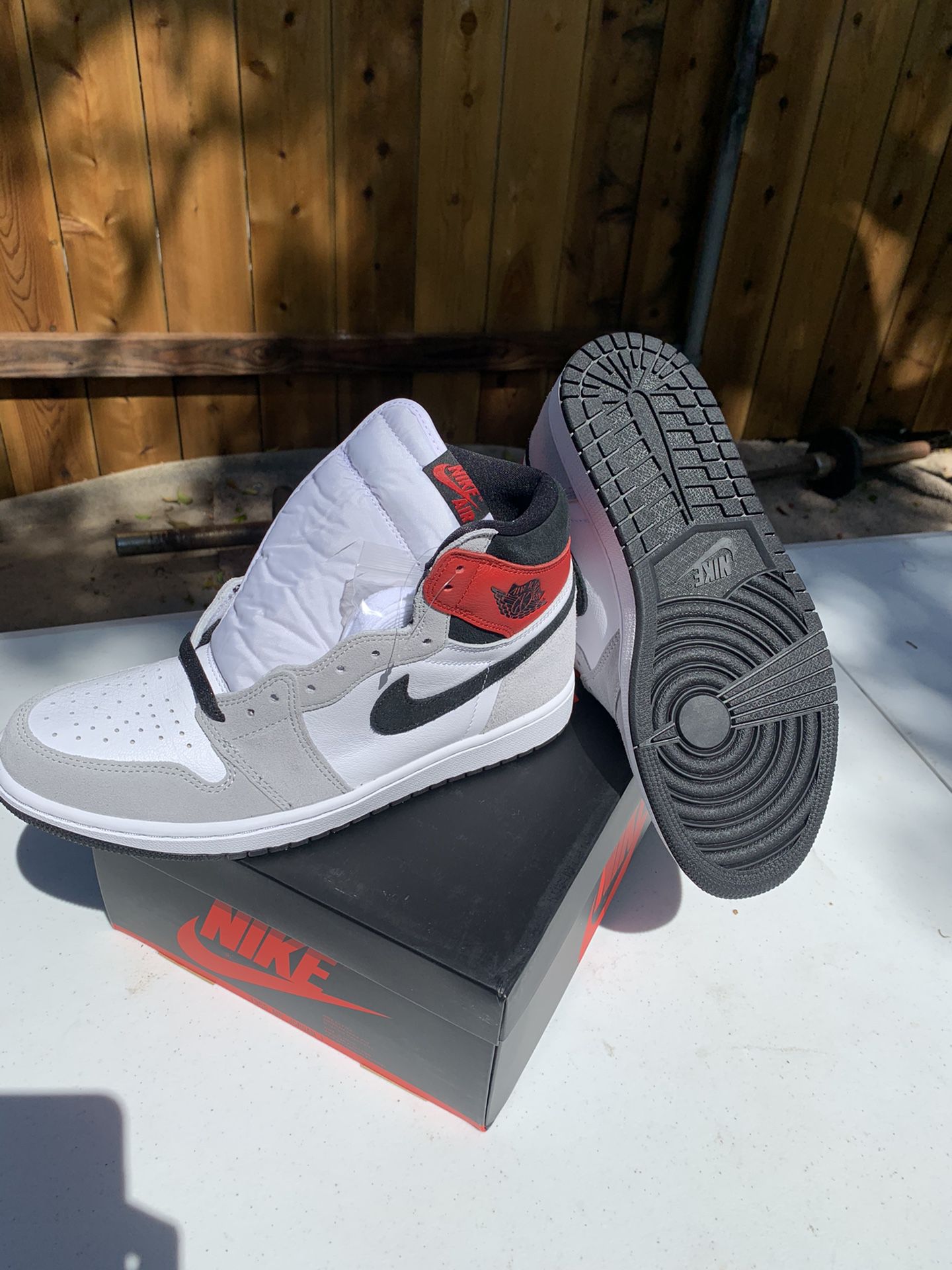 Nike Jordan 1 High Light Smoke Grey Size 9