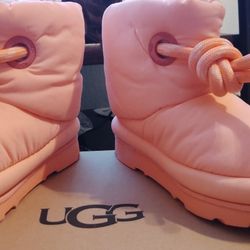 UGGS Girls