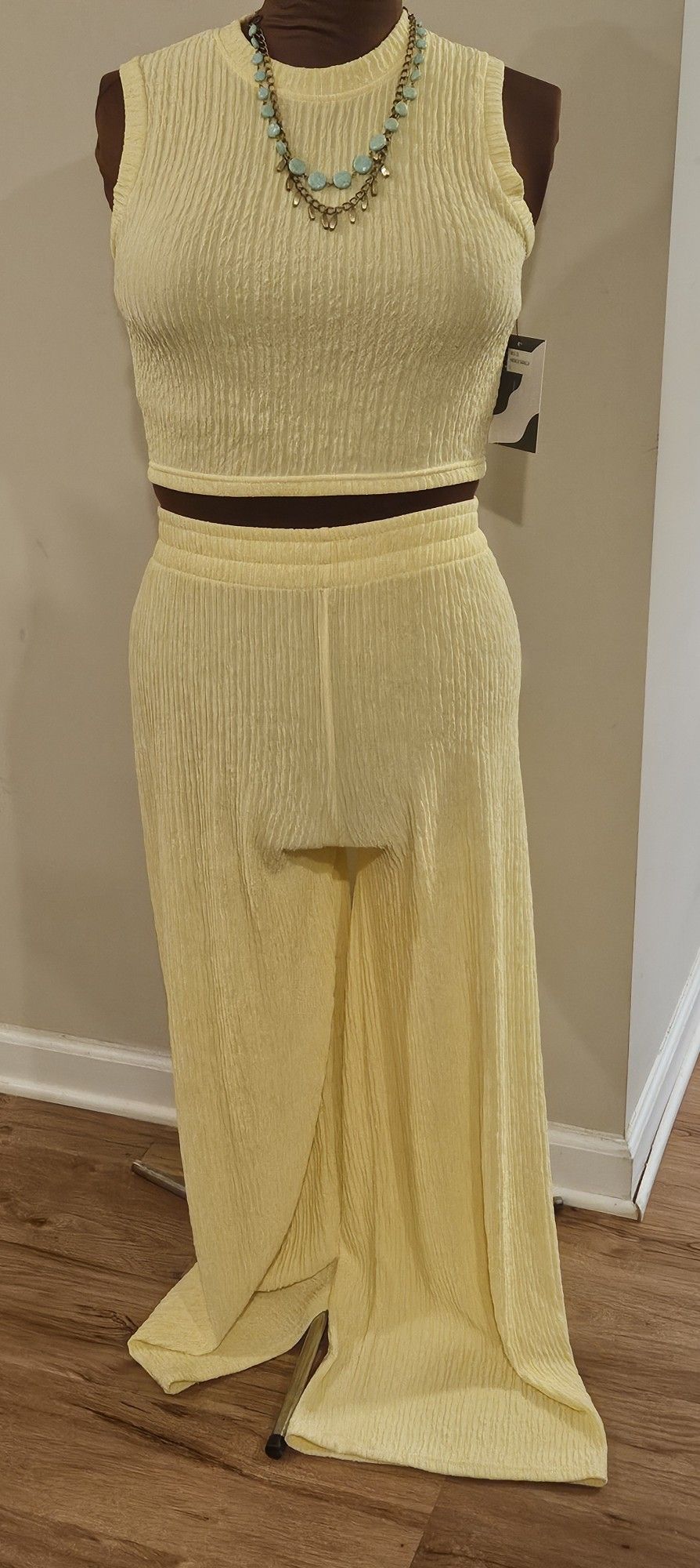 Sleeveless 2pc Pant Set