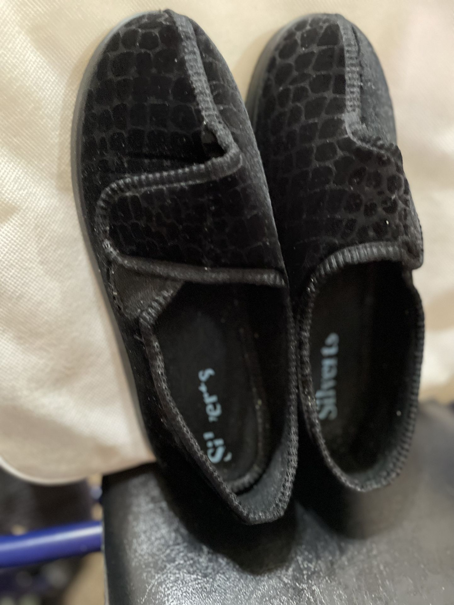 Diabetic black suede shoes w/large toe box size9W & suede mule black size 9W