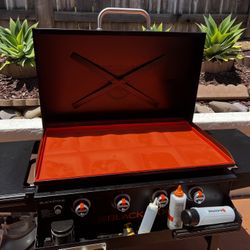 36 Inch Blackstone Griddle With Hood Cover And Accessories 
