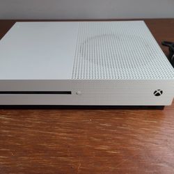 Xbox One S (READ DESCRIPTION) Pickup Only 