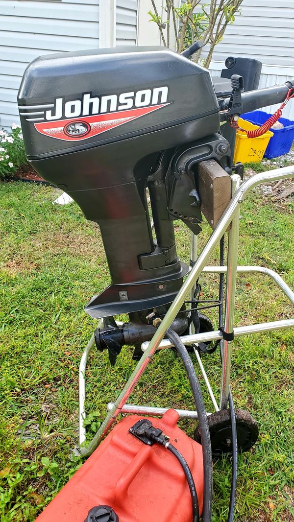 2006 Johnson 15 HP outboard motor Excellent condition Short shaft