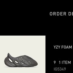 Yeezy Foam RNR Carbon Size 9
