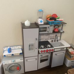 Toy Kitchen And Washer