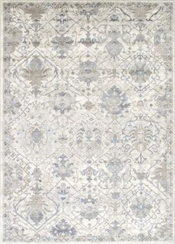Beautiful 8x10 size rug