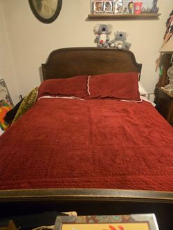 FULL SIZE free MATRESS AND BOX SPRING
