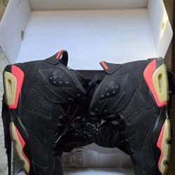 Jordan Retro 6 Black Infrared 