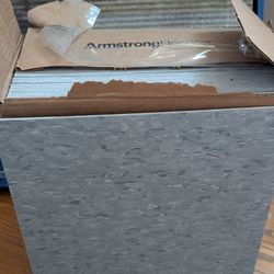 grey Armstrong VCT tile 34 pieces l349c