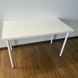 Modern and Stylish Office Desk with Wooden Table Top and Metal Base - Table Only 47.2"L x 24"W x 29.5"H White