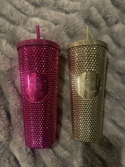 Venti Starbucks Winter Collection Pair ❄️