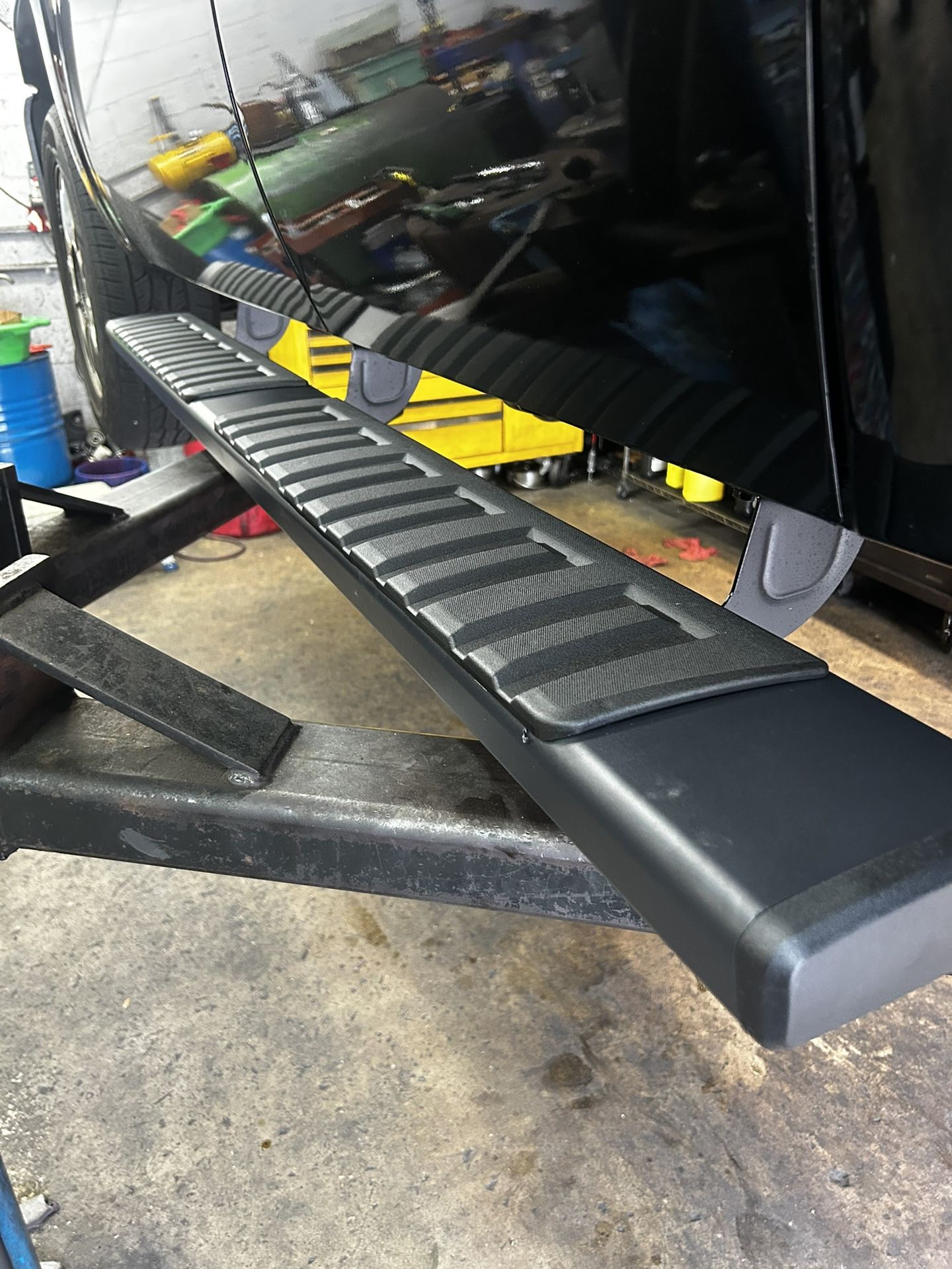 2009-2017 Chevy Silverado Running Boards 