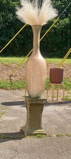New 32 in recycled glass floor vase high quality masterpiece very detailed