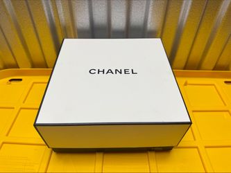 Chanel Empty Gift Box Coffret Bleu de Chanel Signature Presentation Box Only