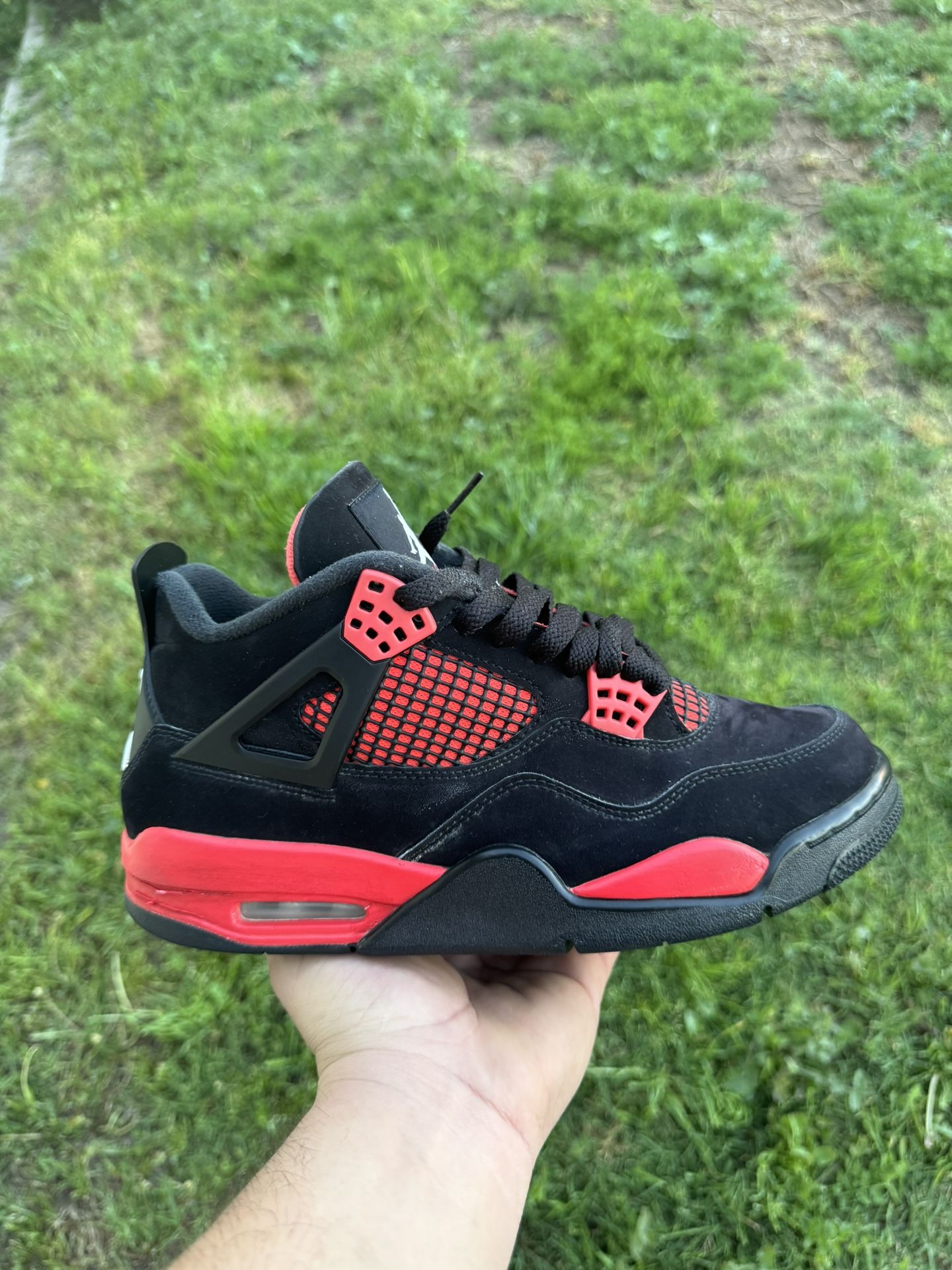Jordan 4 Retro Red thunders 🔴⚫️