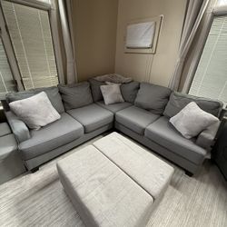 Grey sectional couch, 5 pieces total - Best price!