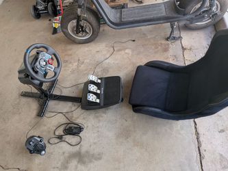 Logitech G29 Driving Force Racing Wheel designed for PlayStation and PC