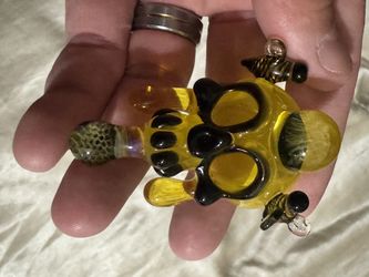 Glass pendant