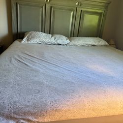 King Bed With Mattress Included 