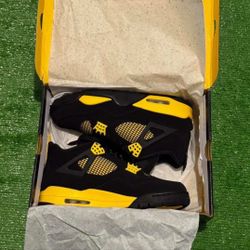  Air Jordan 4 Retro 'Thunder' 2023