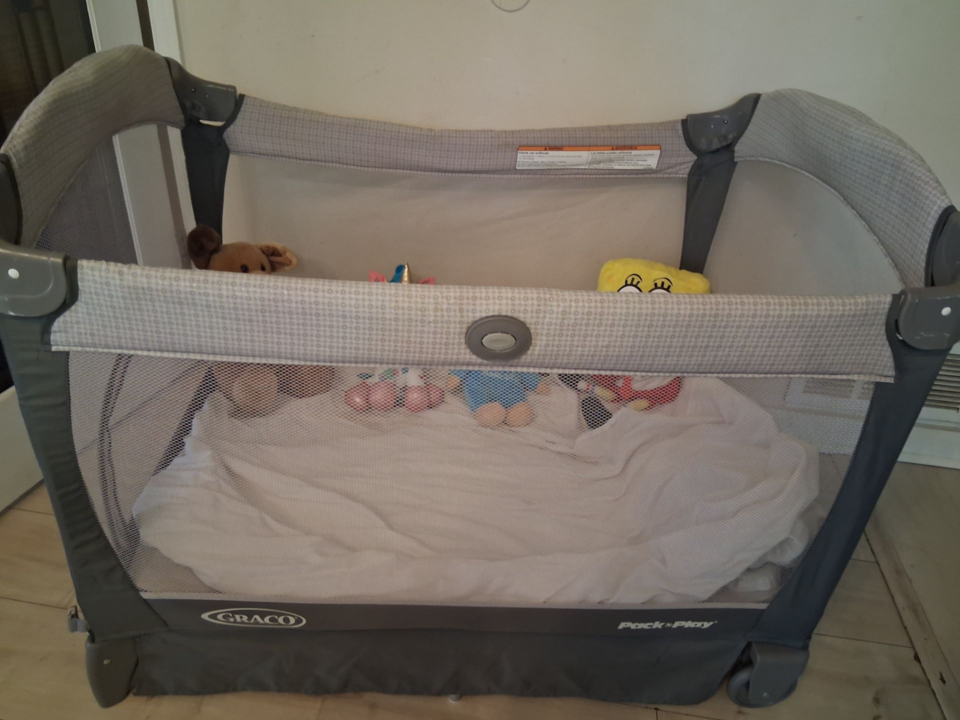 Graco Pak & Play play pen...great condition....girl or boy 0-2 years