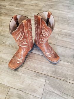 Ariat woman's boots