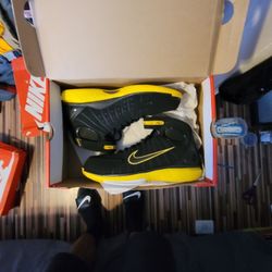 Harauche 2k4 Rare Sz 9 New Cond $200