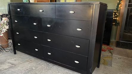 Gorgeous Solid Wood Tall Dresser All Measurament And Pictures