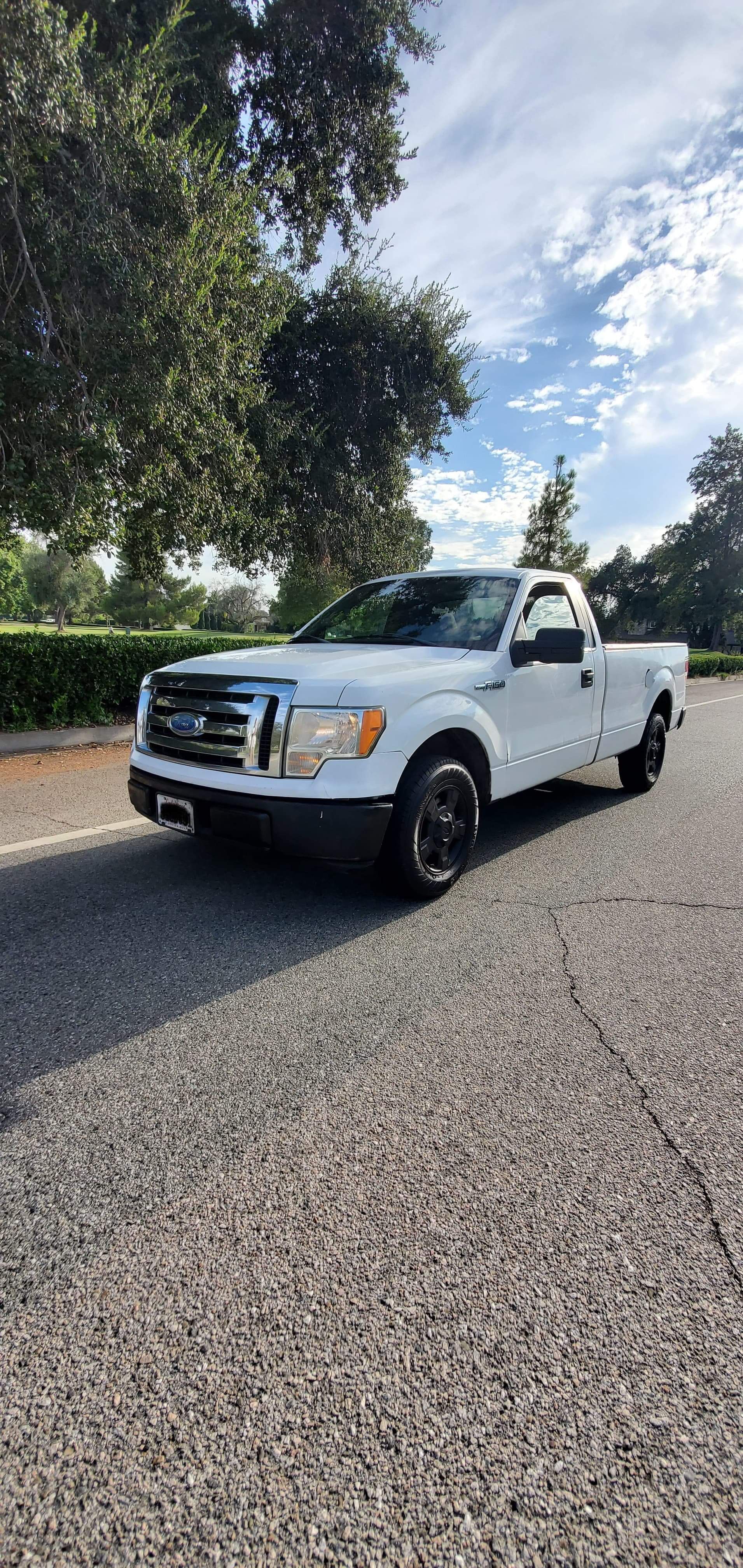 2009 Ford F150, CLEAN TITLE, ac works 🥶, current tags, smog check ready
