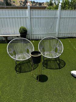 Woven Lawn Chairs And Planter