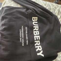 Burberry Sweater 
