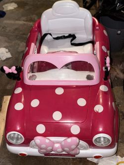 Pink Mini Mouse kids car