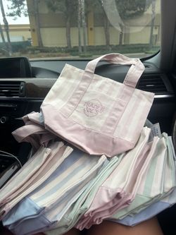 trader joes striped bag