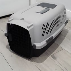 Pet Kennel 24" Long
