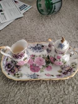 Miniature set $3.00