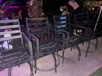 Set of 4 outdoor chairs