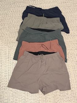 Lululemon Bowline Shorts 5” - Large