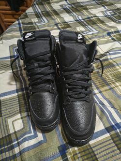 1985 classic Nike dunk high under chaos like brand new barely worn size 11