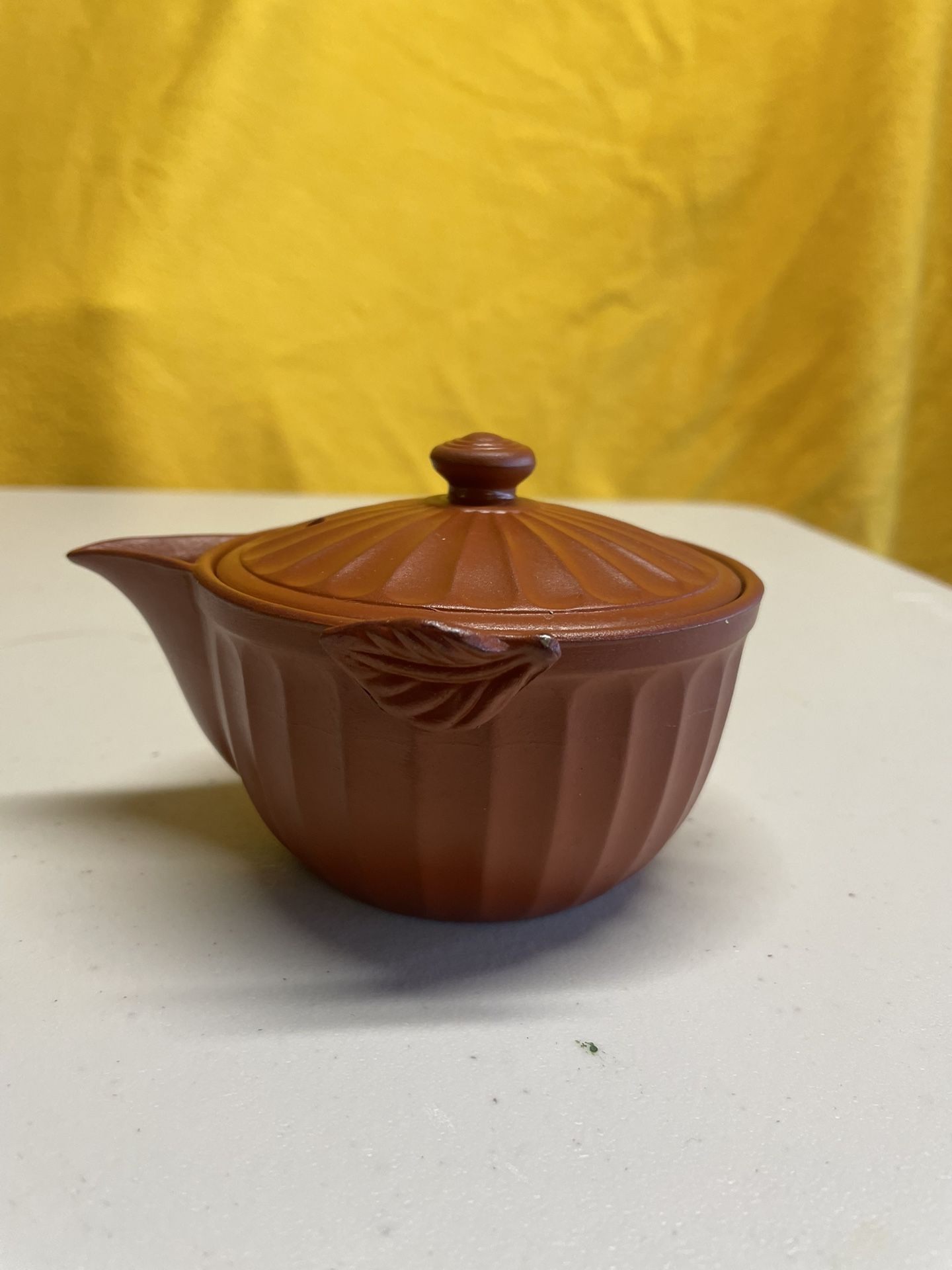 Red Clay Tokoname Tea Pot