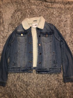 Women’s Fashion Nova Sherpa Denim Jacket (size: s)