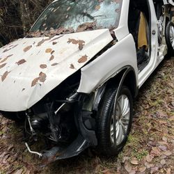 2010 VOLKSWAGEN TIGUAN  For Parts