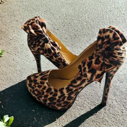 Leopard Bow Heels