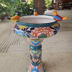 Large Bowl Talavera Green Birdbath. Clay Pots, Planters. Pottery $120 cada una.