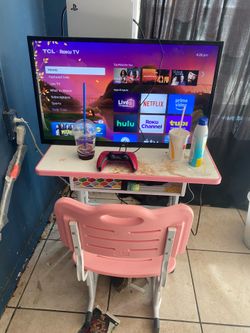 Desk / table