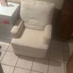 FREE Sofa Chair.. 