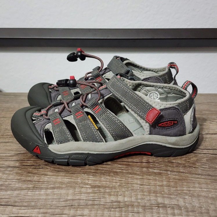 Keen Newport H2 Youth Sandals Size 3