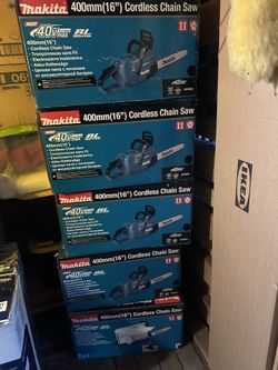 Makita XGT 16 in. 40V max Brushless Electric Battery Chainsaw (Tool Only)