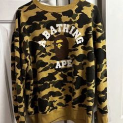 BAPE Women’s First Camo  Oversized Sweatshirt (OS)