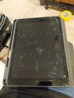 iPad has cracked screen locked