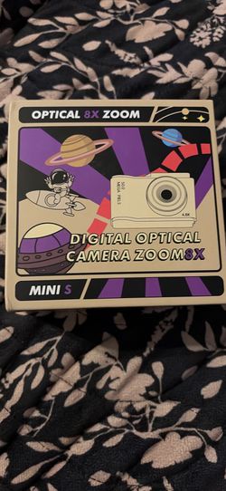 Mini digital camera